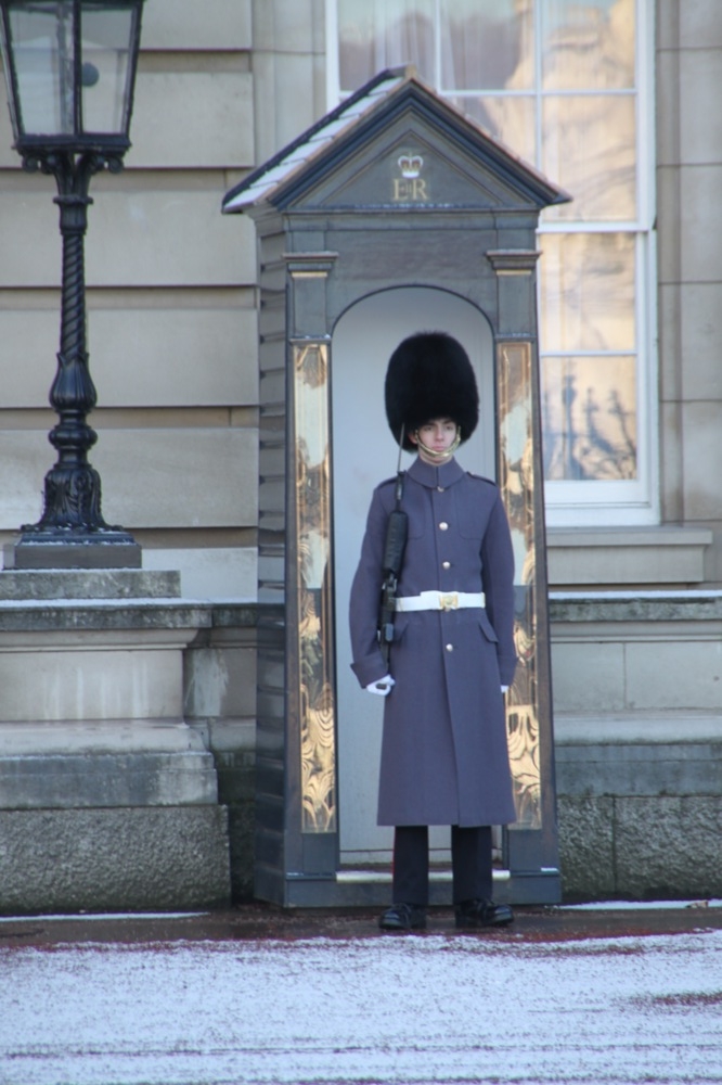 Wache im Buckingham Palace